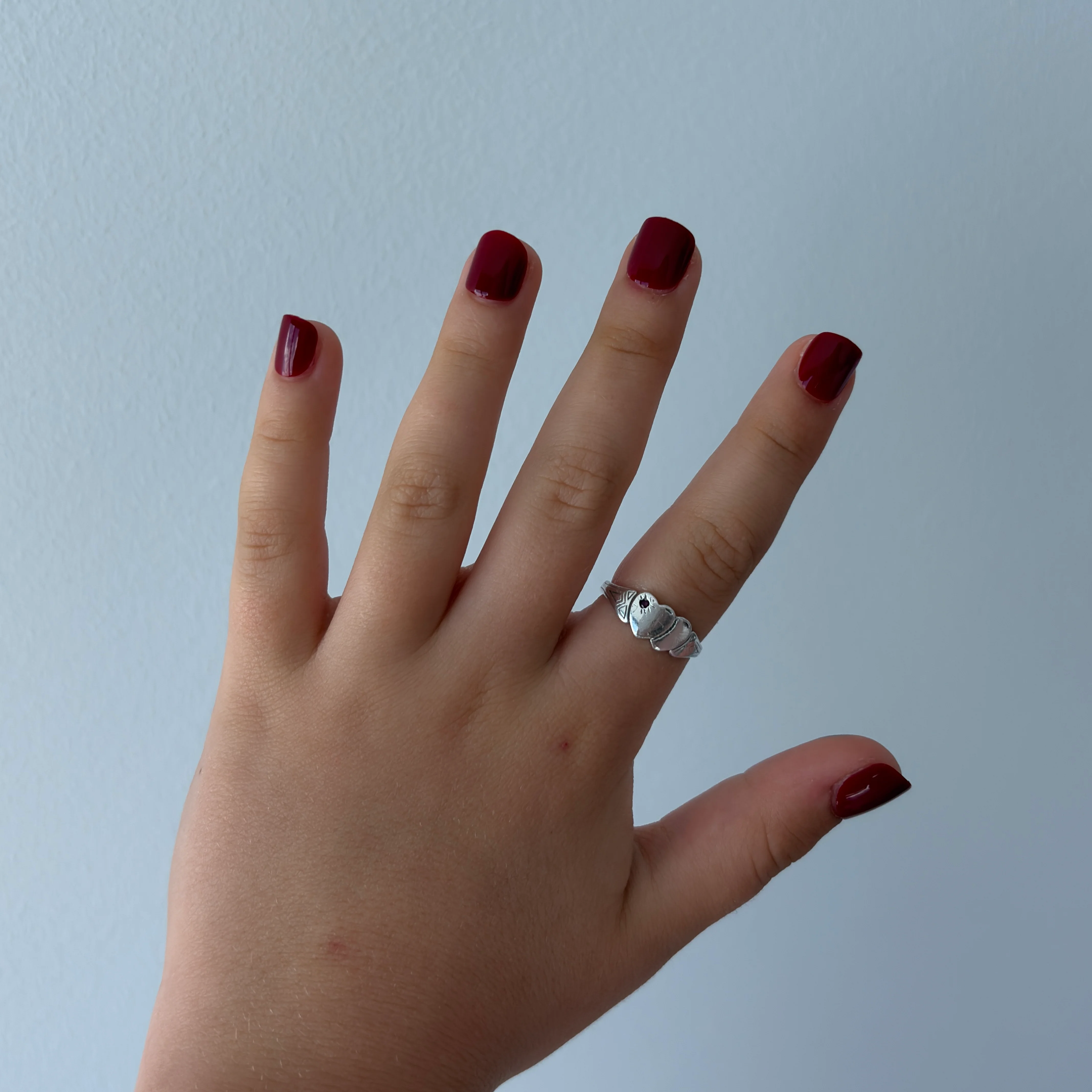extra-short nails